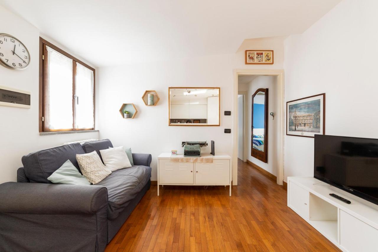 Porta Genova Balcony Apartment Milán Exterior foto