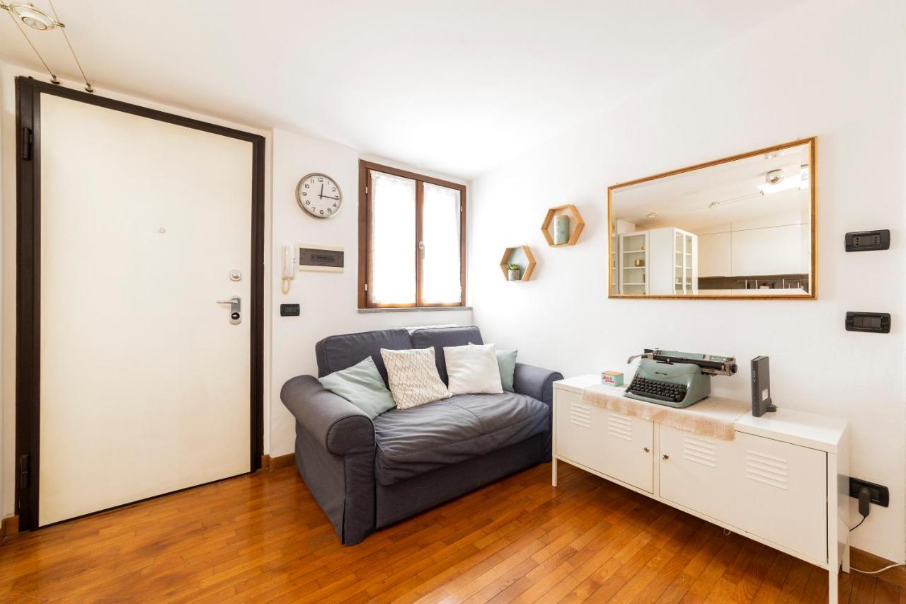 Porta Genova Balcony Apartment Milán Exterior foto